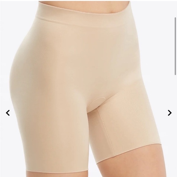 NWT SPANX BOOTY BOOST  W REMOVABLE PADS - Picture 8 of 9